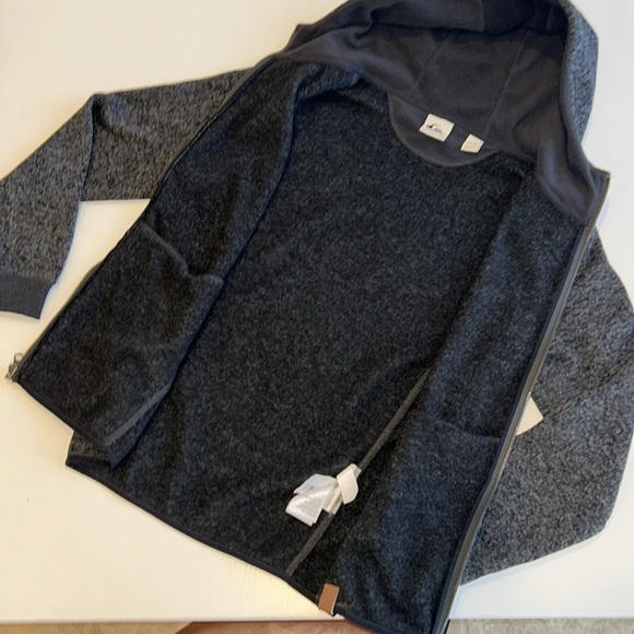 Boys Quicksilver sweatshirt with zipper. Size large 14 boys. Perfect Condition! - Picture 3 of 7